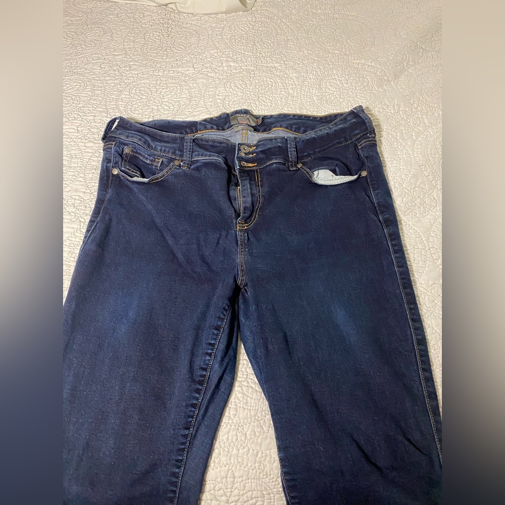 2 pairs of super soft jeggings